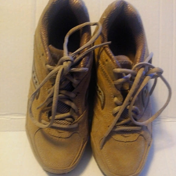 Saucony Women's Running Shoes - Picture 1 of 4